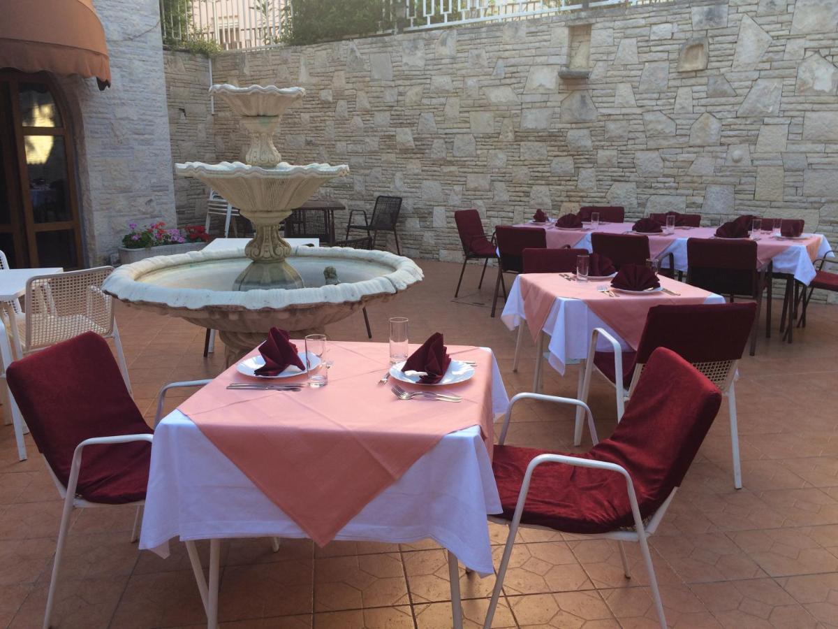 Vila Albatros Bed and Breakfast Rovinj Exterior foto